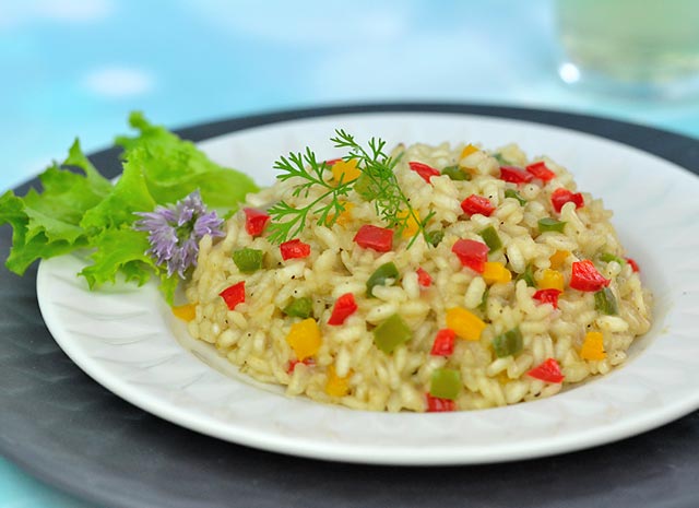 Risotto-aux-poivrons, une bonne idée pour accompagner vos repas printaniers