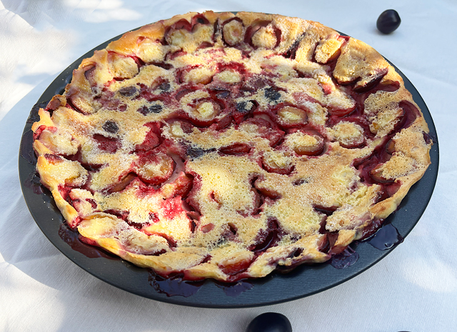 recette facile de Clafoutis aux prunes sans lait